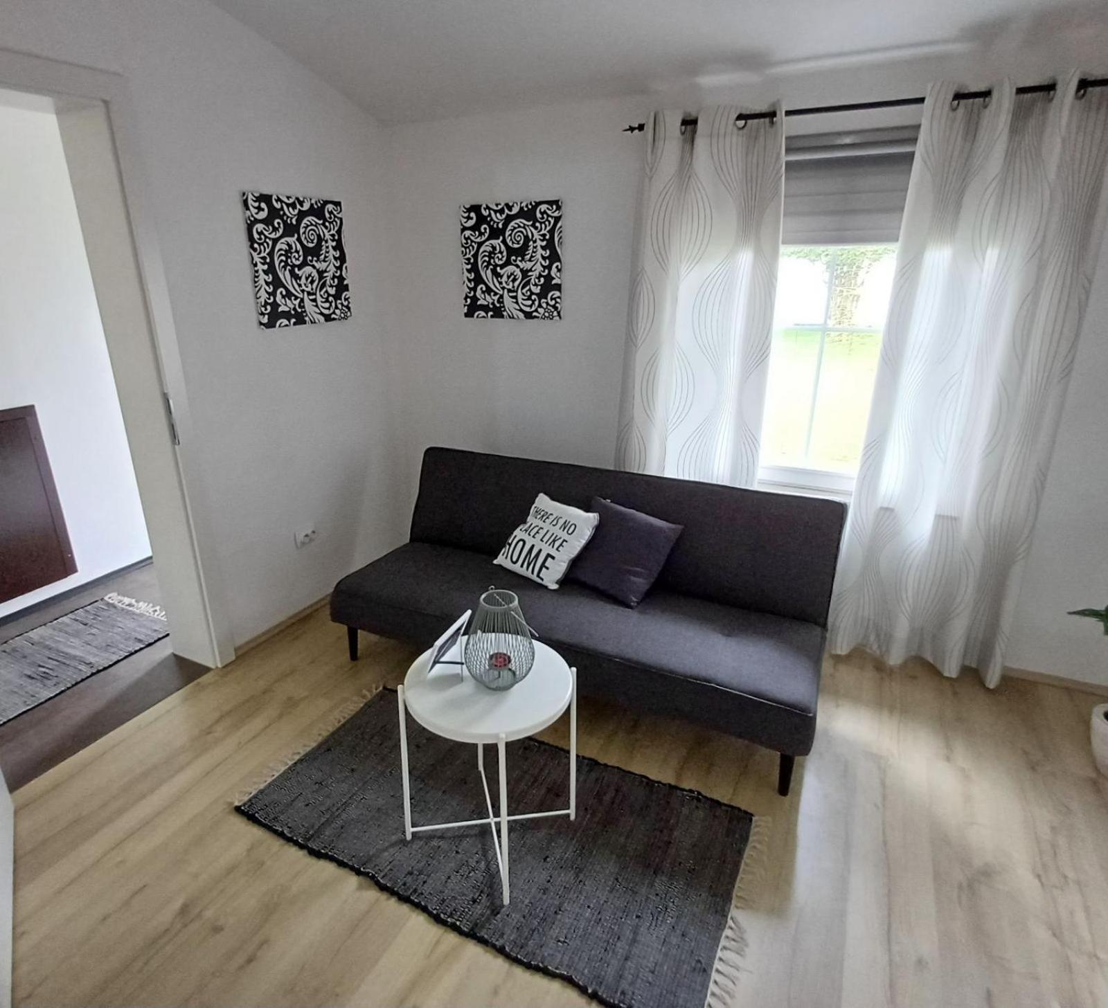 Apartman Slivnica Pri Mariboru Exteriör bild
